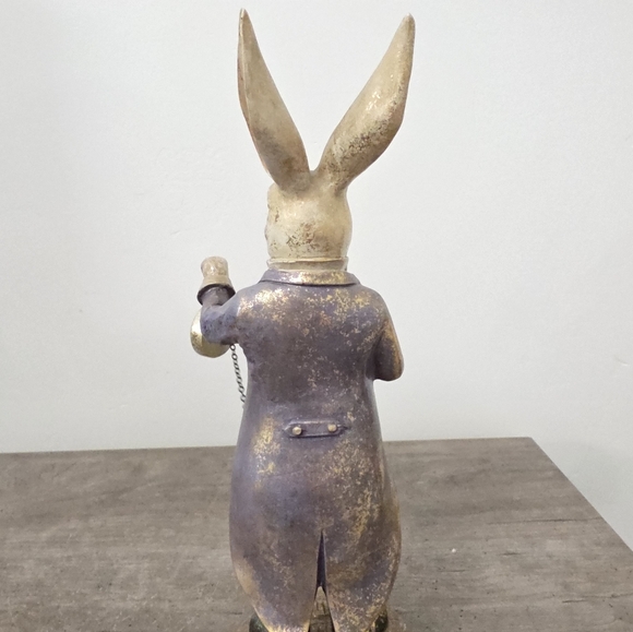 New Easter Bunny Gentlemen holding a Clock Figurine - Picture 5 of 6